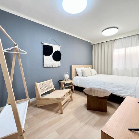Tranquil House With 3 Bedrooms 7Min To Metro Straight To Shinjuku And Shibuya 東京都 外观 照片